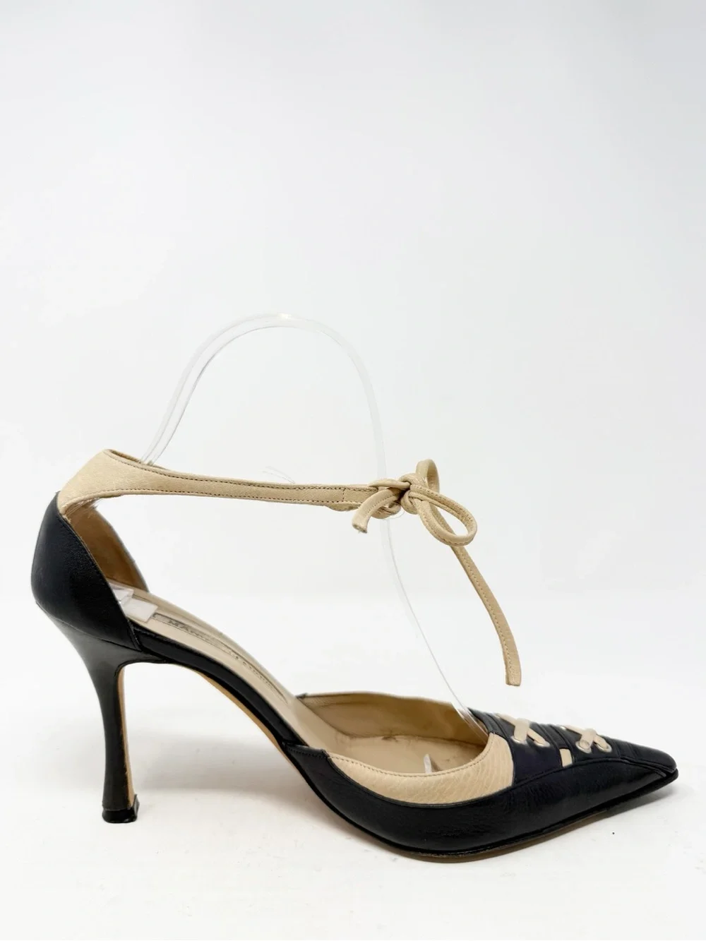 Manolo Blahnik Vintage Lace Up Pointed Toe Heels Womens Size EU 36.5 - Picture 5 of 12